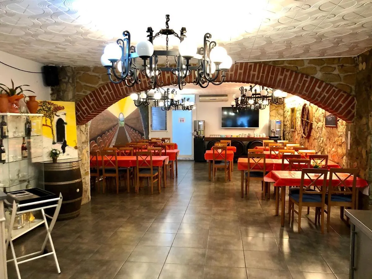 Casa de hóspedes Hostal Univers Calella
